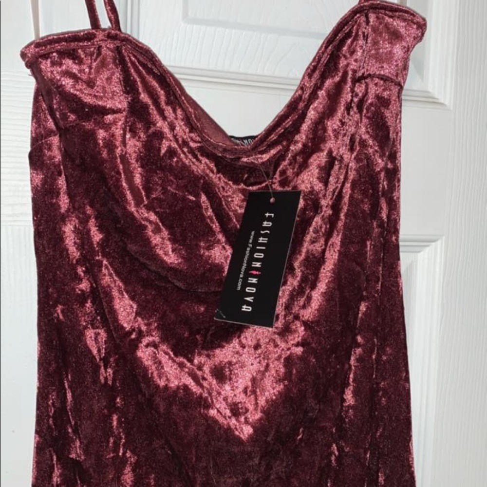 Fashion Nova Midi dress